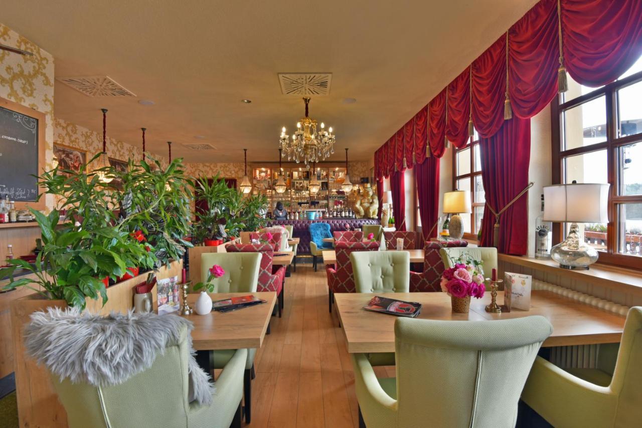 Riverdam Boutique Hotel Ilmenau Exterior photo